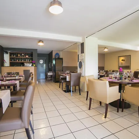 De La Louee 3* Haute-Goulaine