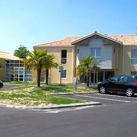 De La Louee 3* Haute-Goulaine