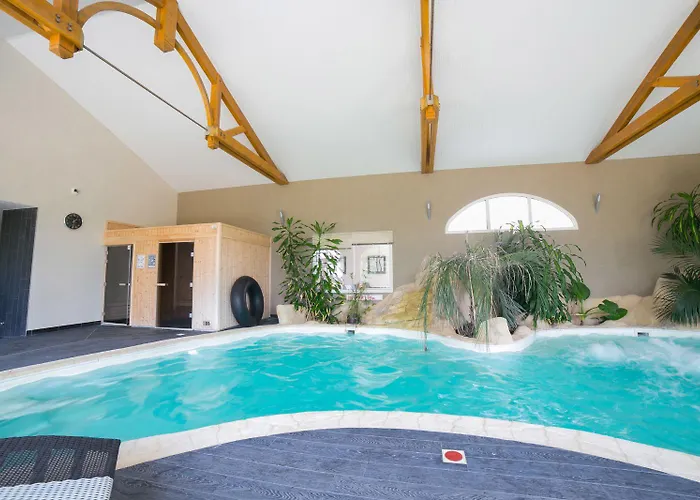 De La Louee Hotel 3*