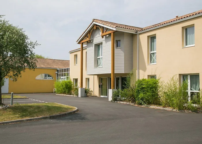 De La Louee 3* Haute-Goulaine