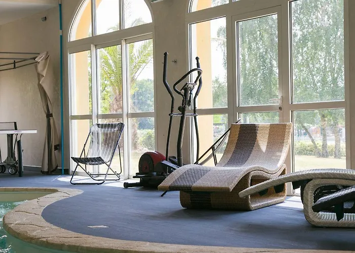 De La Louee Hotel 3*