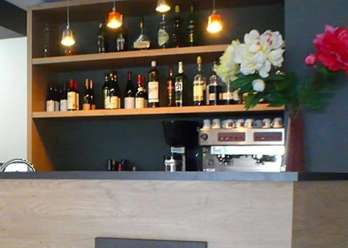 Hotel De La Louee 3*